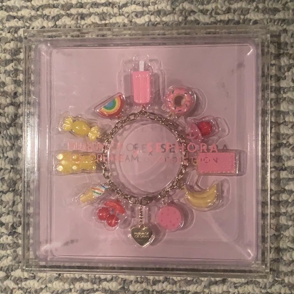 New Limited Edition Museum of Ice Cream x Sephora Collection Charm Brace… - Picture 4 of 10